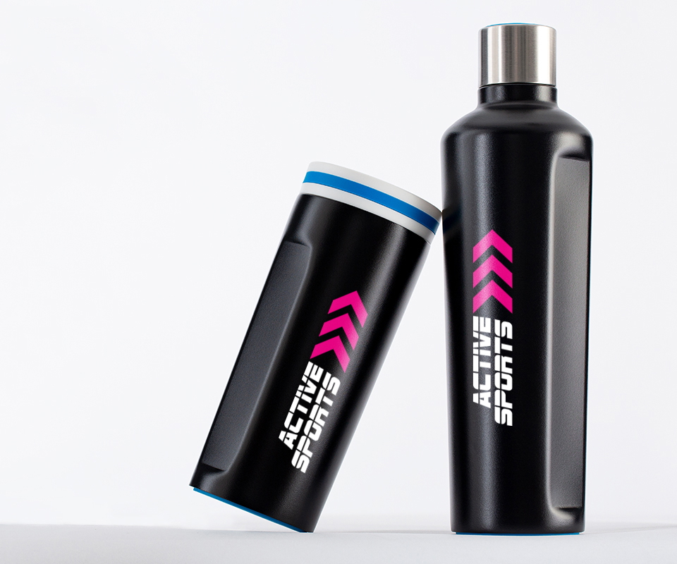 mySteelOne Drinkware Serie - Becher und Flasche in schwarz schwarze mySteelOne Becher und Flasche mit Logo