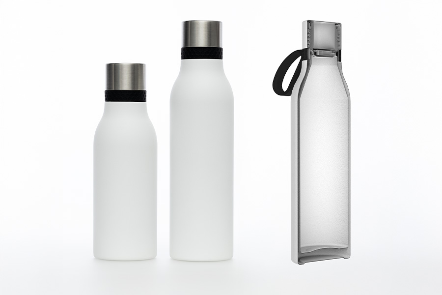 High-quality ceramic inner coating for myNizza II thermo bottles myNizza II thermo bottles and cut-open bottle with visible ceramic inner coating