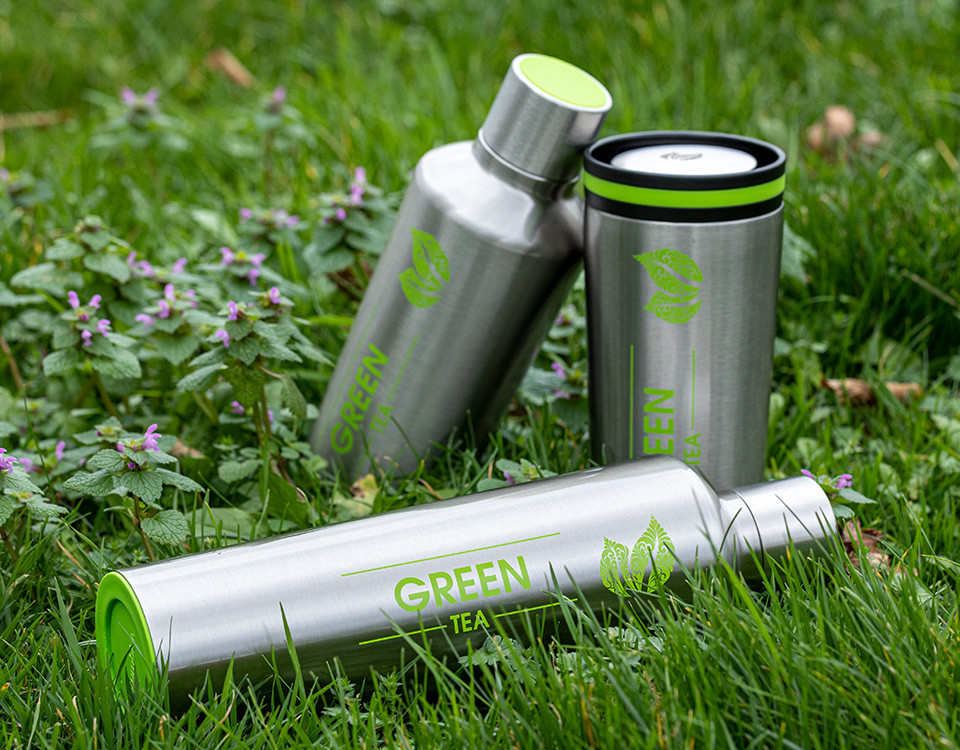 RETUMBLER-mijnDrinqeo serie op de weide