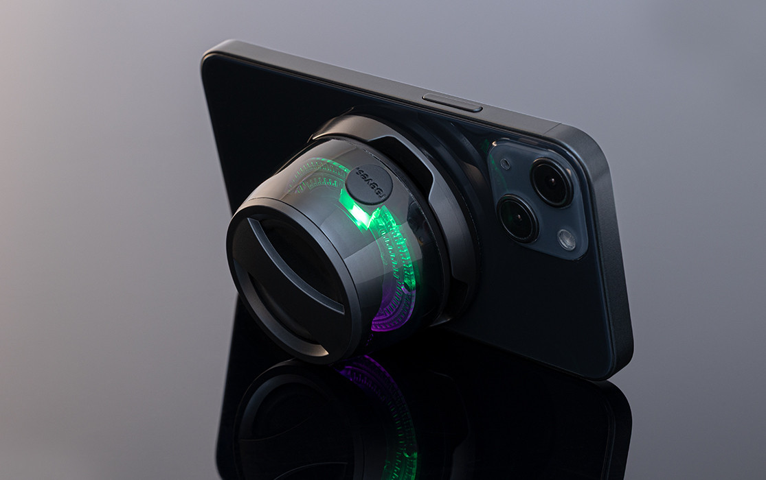 Haut-parleur magnétique sans fil promotionnel Haut-parleur magnétique sans fil sur smartphone