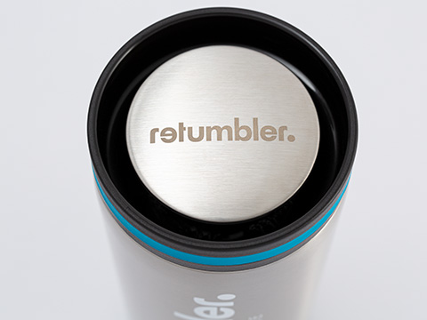 Thermobecher myDrinqeo Deckel mit Lasergravur Thermobecher myDrinqeo Deckel mit RETUMBLER Logo