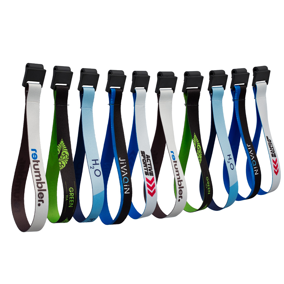 Finished carrying straps with clip The myCasan carrying straps with individual clip