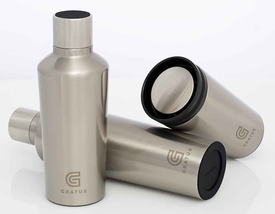 myDrinqeo thermo beker en thermo drinkfles met logo