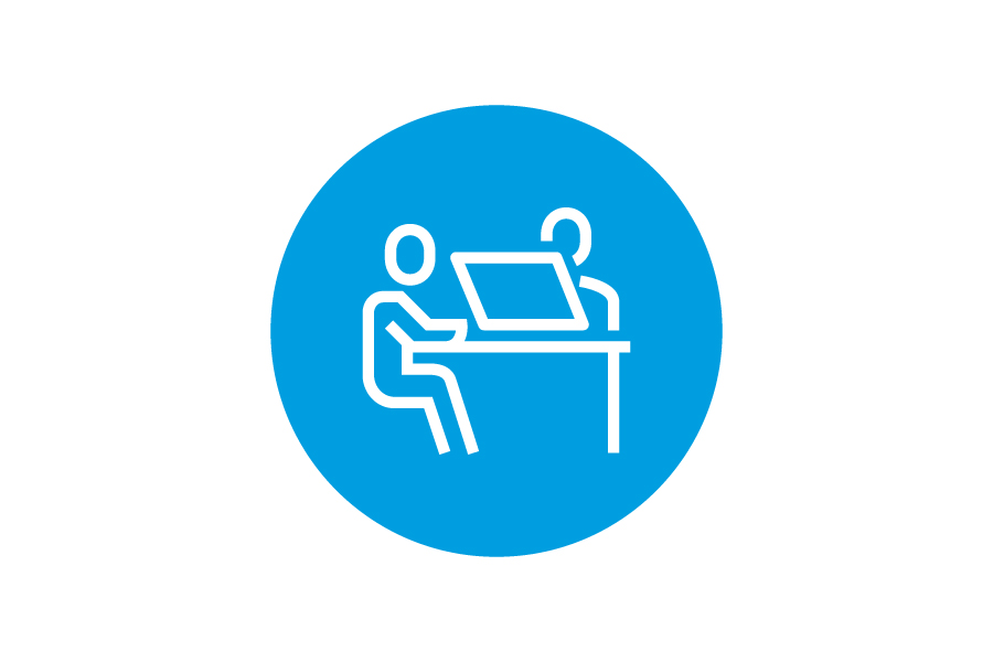 Contactpersoon Icoon Gesprek met twee personages aan tafel