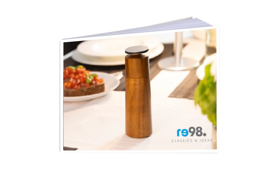 Cover of RE98 online catalogue with the salt or pepper mill RE98-Millmaster