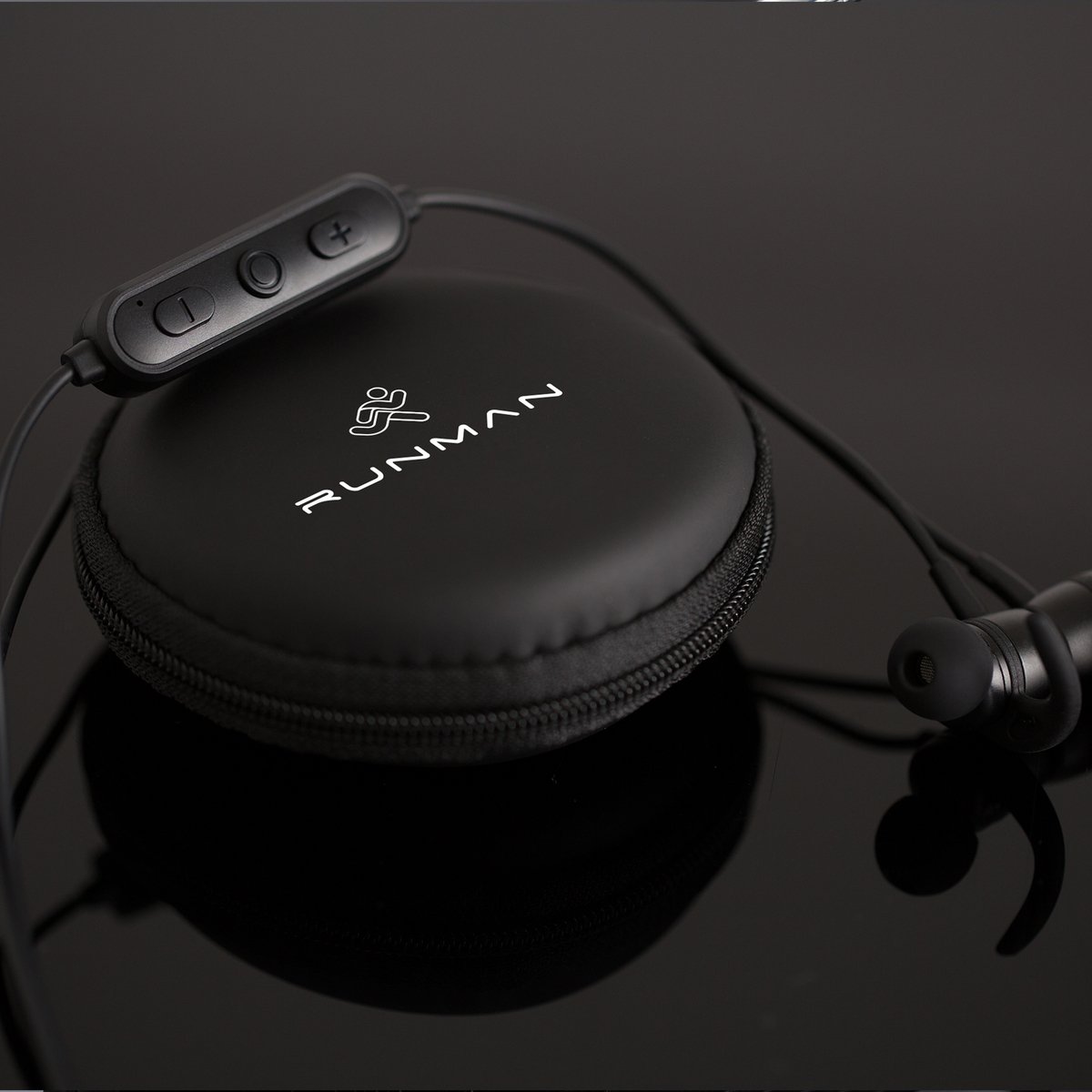 Casque d'écoute avec technologie Bluetooth® REEVES-MAILAND noir