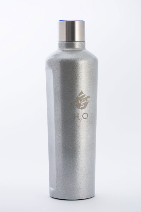 Lasergravur auf mySteelOne in Silber Lasergravur auf silberner RETUMBLER-mySteelOne Trinkflasche