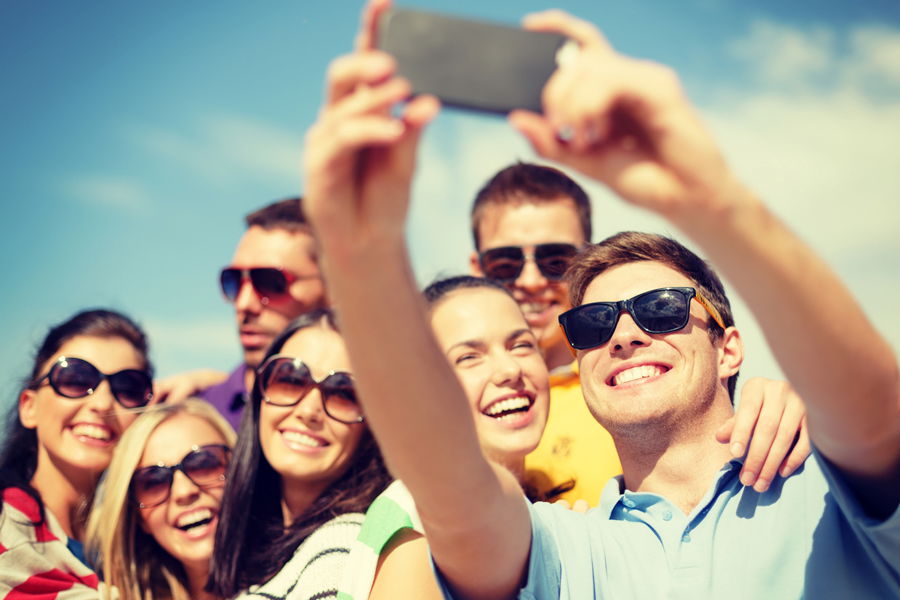 menschen machen ein Selfi
